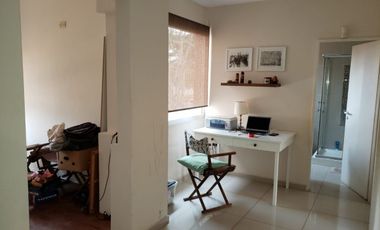 Casa minimalista con pileta