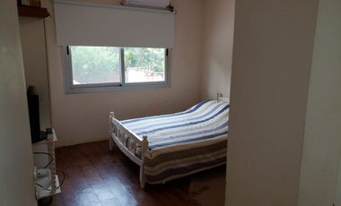 Casa minimalista con pileta