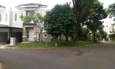 Disewakan Rumah Garnet Pondok Hijau Golf, PHG Gading Serpong Tangerang Full Furnish Renovasi Bagus