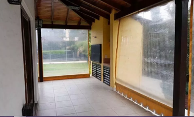 Excelente casa quinta de 5 amb