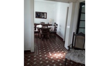 Casa americana en barrio San José