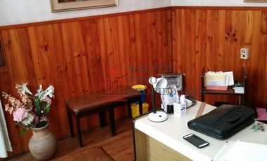 venta casa en lote 10x50 Quilmes centro ideal inversor