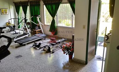 venta casa en lote 10x50 Quilmes centro ideal inversor