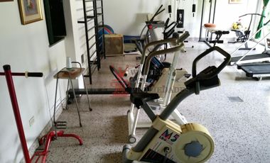 venta casa en lote 10x50 Quilmes centro ideal inversor