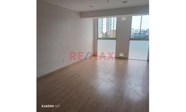 ‼️  Amplio Departamento De 1 Dormitorio En Edificio On - Balconcillo ‼️