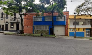 Venta de bodega, edificio y oficina en Prado Centro, Medellín