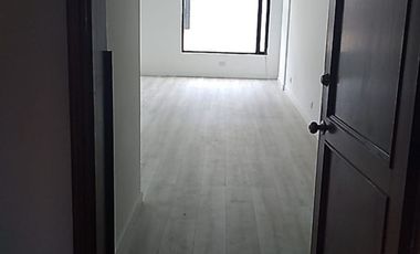 oficina en arriendo/venta en santa barbara oriental. Cod A18516