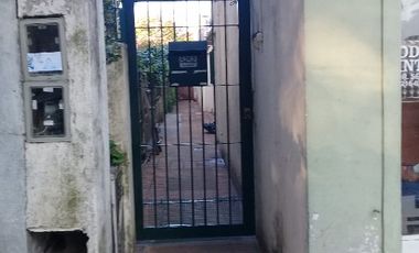 Departamento Tipo Casa en venta en Ezpeleta Este