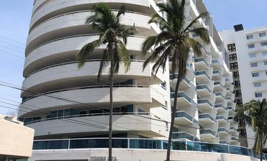 Penthouse con Vista al Mar y Alberca en Venta | Torre Santa María