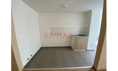 Se Alquila Departamento De Estreno En Condominio