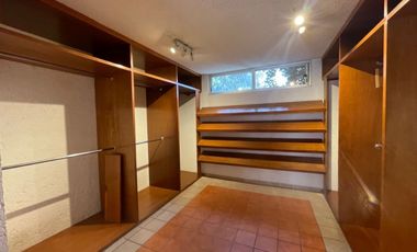 CASA EN VENTA EN JARDINES DEL PEDREGAL