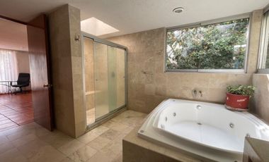CASA EN VENTA EN JARDINES DEL PEDREGAL