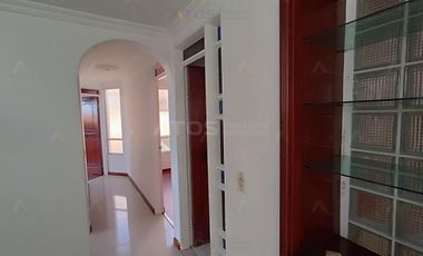 casa en venta en portal de hunzahua. Cod V1463