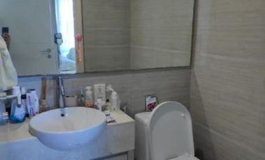 Apt. LaRiz Pakuwon Mall Semi Furnished Hook hadap kolam renang d kota