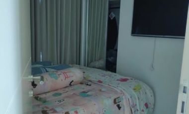Apt. LaRiz Pakuwon Mall Semi Furnished Hook hadap kolam renang d kota