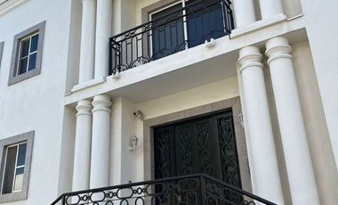 Casa en venta en la muralla de 18,000,000