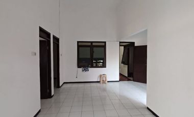 Disewakan Rumah SHM di Babatan Pilang, Wiyung Surabaya