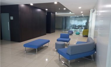 Se Alquilan 2 Oficinas Amobladas en la Cinta Costera 110 Mts $1.800.oo