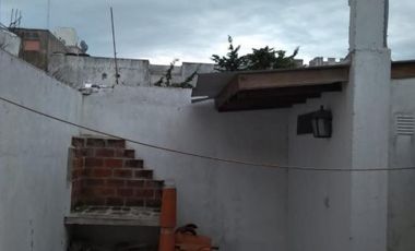 VENTA: PH 2 AMBIENTES AMPLIO