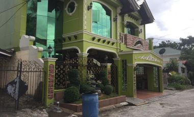 5 BR, 3 Story Furnished H&L in Pilar Village, Las Pinas