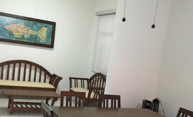 Casa de 3 recs. en Col. Flores Magon cerca del Acuario. Se puede rentar amueblad