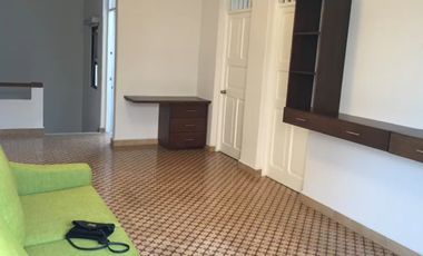 Casa de 3 recs. en Col. Flores Magon cerca del Acuario. Se puede rentar amueblad