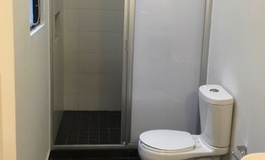 Casa de 3 recs. en Col. Flores Magon cerca del Acuario. Se puede rentar amueblad