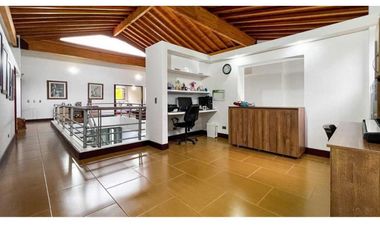 Casa En Sabaneta Aves María