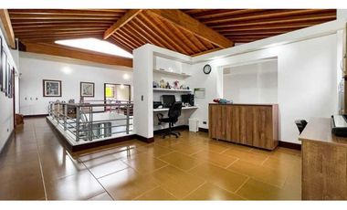 Casa En Sabaneta Aves María