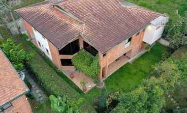 Casa En Sabaneta Aves María