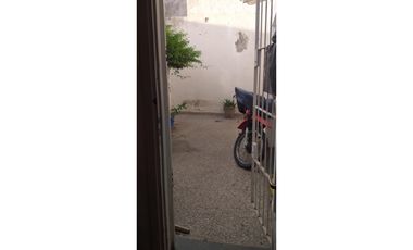 MUY LINDO PH EN CHAUVIN FONDO