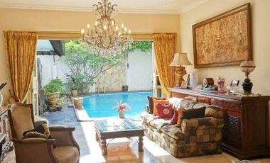 DI JUAL RUMAH POSISI DI HOOK LOKASI SANGAT STRATEGIS CIPETE JAKARTA SELATAN