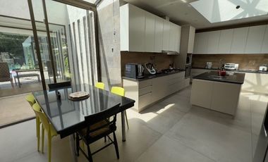 Regia Casa Los Dominicos, Colegio Wenlock