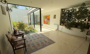 Regia Casa Los Dominicos, Colegio Wenlock