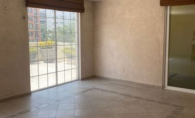 CASA EN VENTA EN HACIENDA DE LAS PALMAS 4 RECAMARA