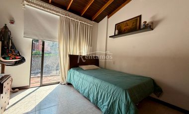 casa en arriendo en loma de las brujas. Cod A776949