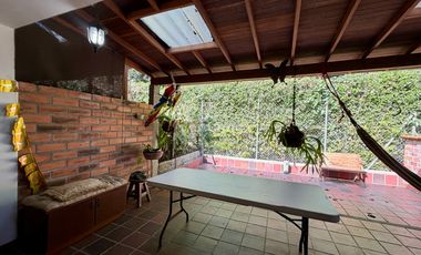 casa en arriendo en loma de las brujas. Cod A776949