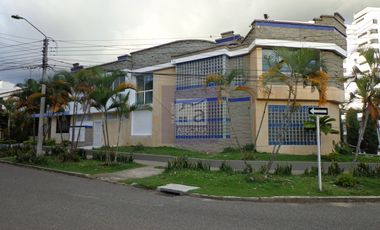 COD. 5823 - SE ARRIENDA CASA - BARRIO: SOTOMAYOR