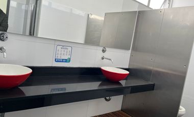 edificio en arriendo/venta en bella suiza-usaquén. Cod A1094115