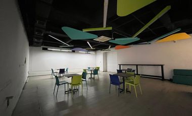 edificio en arriendo/venta en bella suiza-usaquén. Cod A1094115