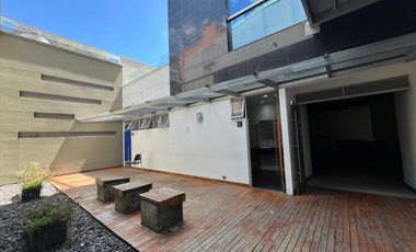 edificio en arriendo/venta en bella suiza-usaquén. Cod A1094115