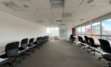 edificio en arriendo/venta en bella suiza-usaquén. Cod A1094115