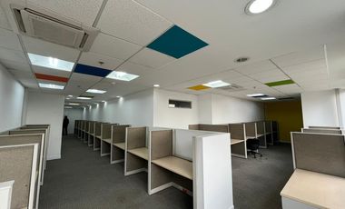 edificio en arriendo/venta en bella suiza-usaquén. Cod A1094115