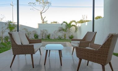 Casa en venta al norte de Mérida en privada con amenidades