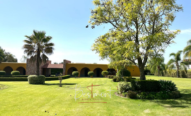Exclusiva Residencia en Venta en Fracc. Campestre La Joya, Atlixco