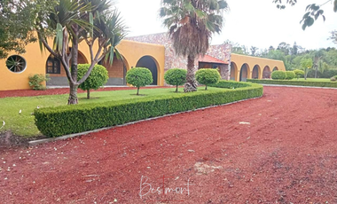 Exclusiva Residencia en Venta en Fracc. Campestre La Joya, Atlixco