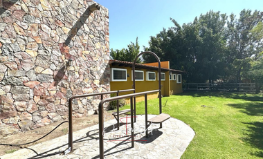 Exclusiva Residencia en Venta en Fracc. Campestre La Joya, Atlixco