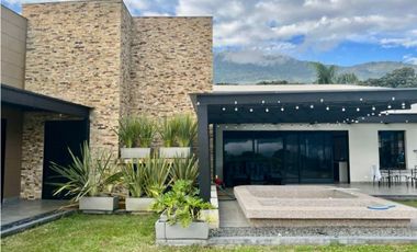 Casa en Girardota Antioquia para Venta y Alquiler Amoblado