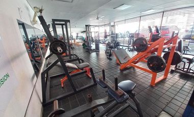 apartamento en arriendo en arboleda campestre yarumo piso 7 sin ascensor. Cod A13195