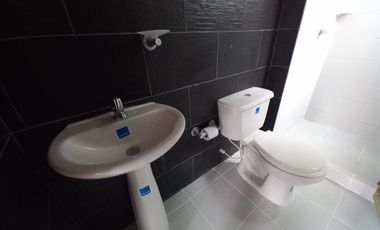 apartamento en arriendo en arboleda campestre yarumo piso 7 sin ascensor. Cod A13195